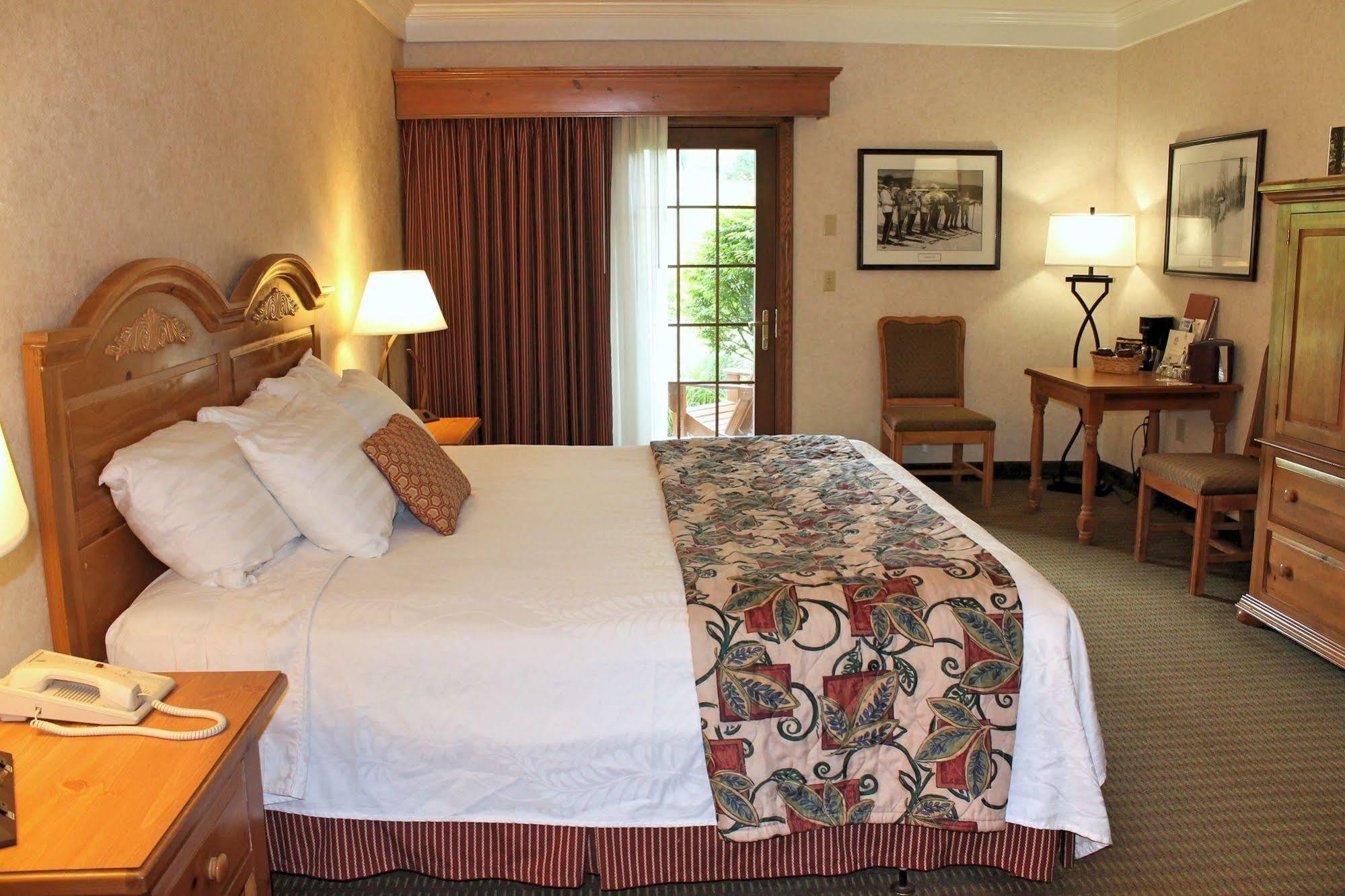 The Inn At Holiday Valley 엘리콧빌 외부 사진