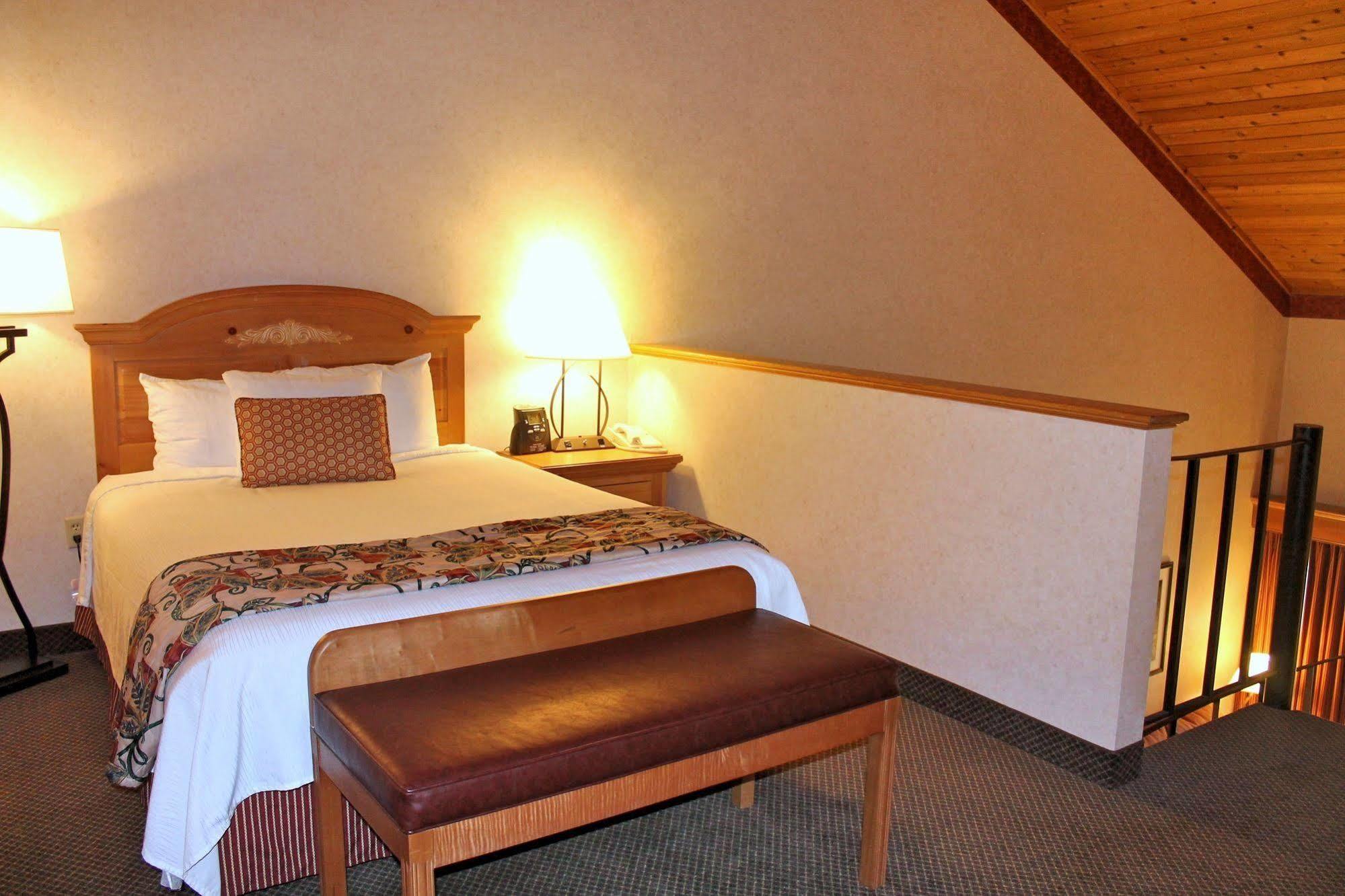 The Inn At Holiday Valley 엘리콧빌 외부 사진