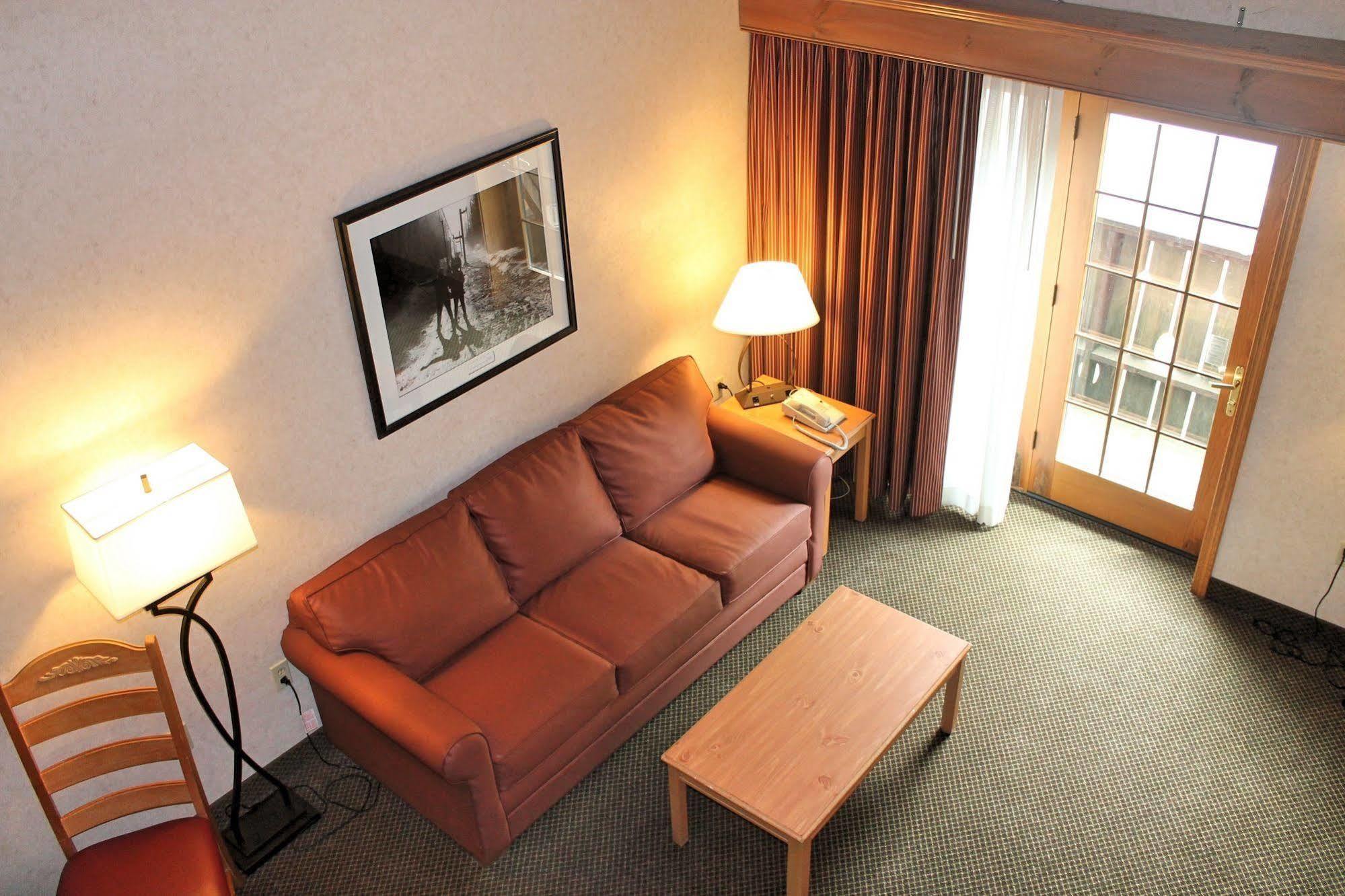 The Inn At Holiday Valley 엘리콧빌 외부 사진